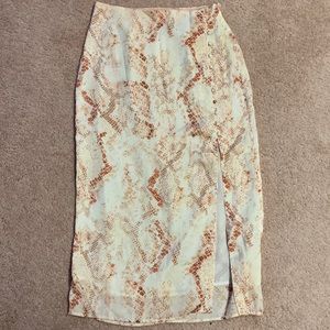 NWT Cupcakes and Cashmere Skirt